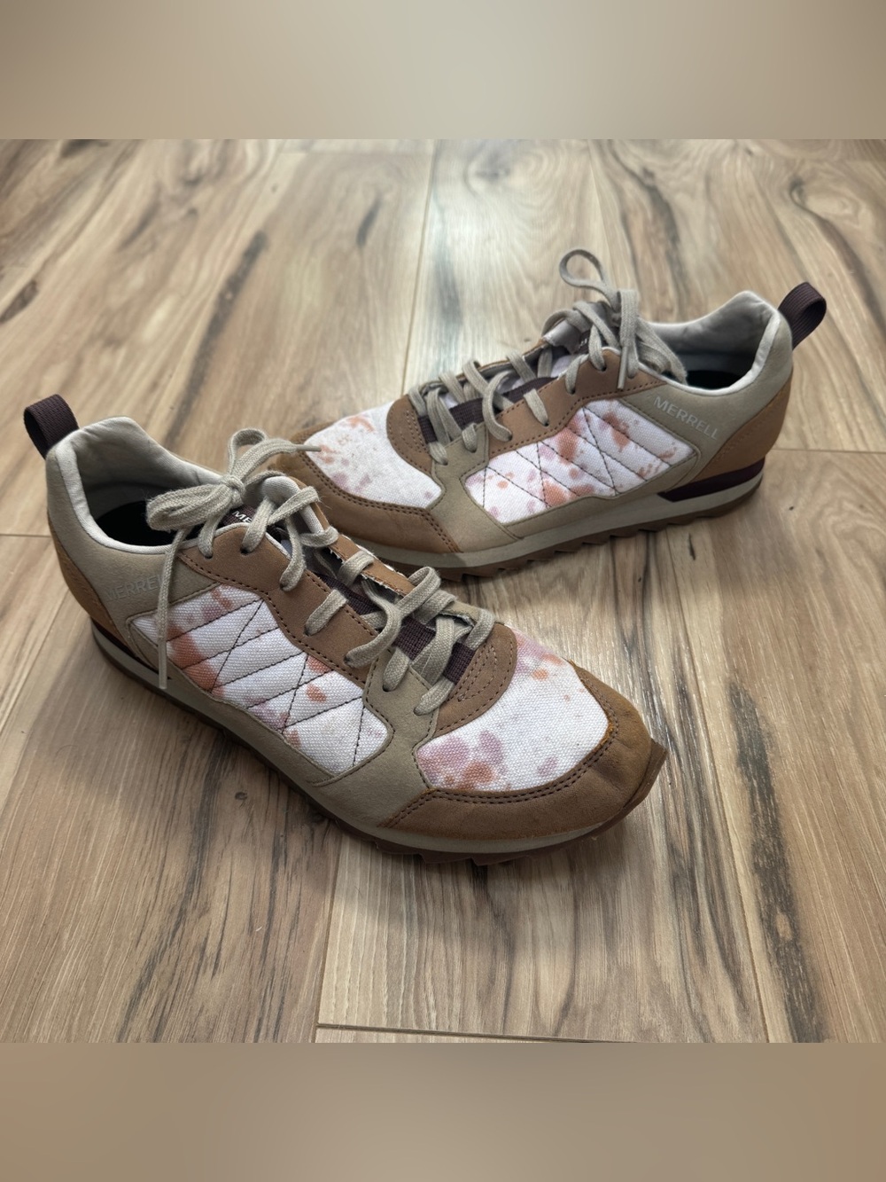 Merrell Women’s Alpine Lace Up Sneaker Tan Pink Tie Dye Retro Gorpcore Size 9.5